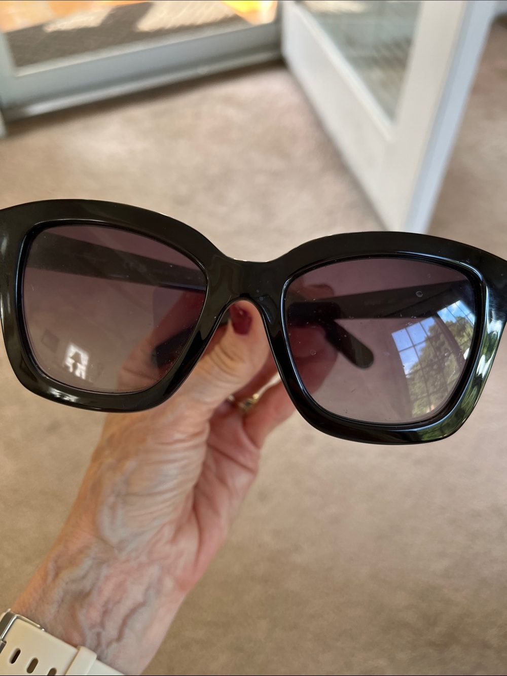 Gorgeous black framed Ferragamo sunglasses euc